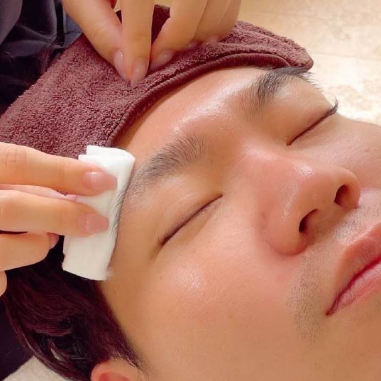 クレンジングジェル塗布